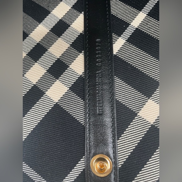 NEW! BURBERRY Medium 2pc Black Check Plaid Tote Bag Authentic NWT! - Picture 14 of 16